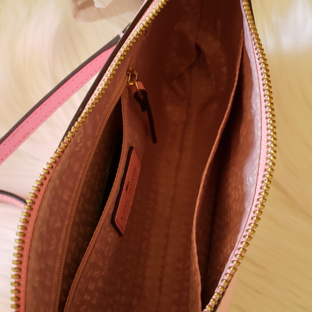 Kate Spade Crossbody - Picture 6 of 8